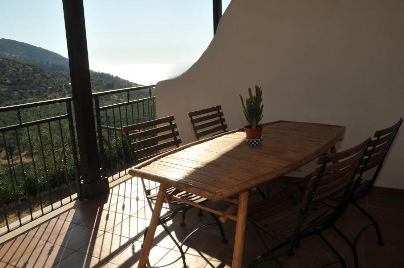 Residence Montelci Mattinata Szoba fotó